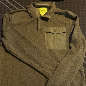 Saint John's Bay Active Olive Green Quarter-Placket Pullover with Chest Pocket